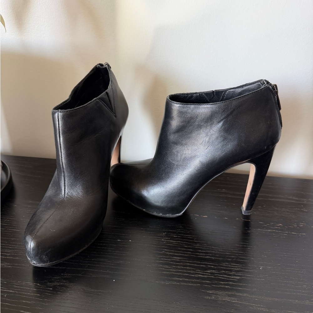Sam Edelman Black Leather Heeled Ankle Boots